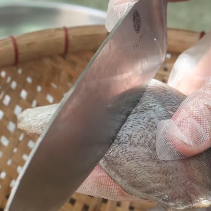 Step 1 Prepare the dried snakehead fish Dried snakehead fish fried with lemongrass and chili