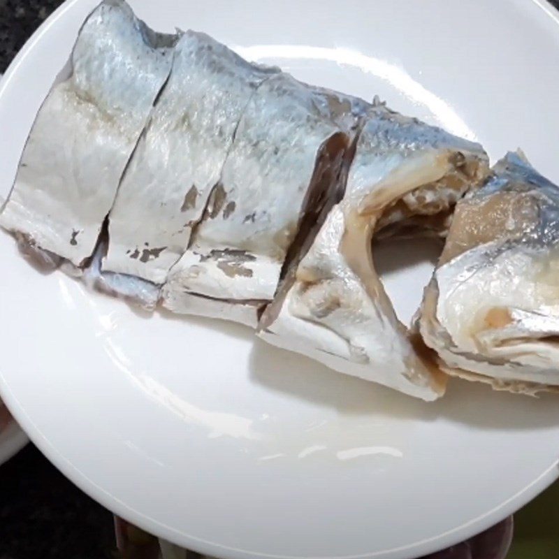 Step 1 Prepare the dried fish and meat for Dried Snakehead Fish with Pork Belly