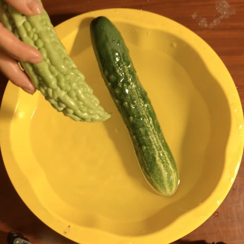 Step 1 Prepare bitter melon and cucumber for Bitter Melon and Cucumber Juice