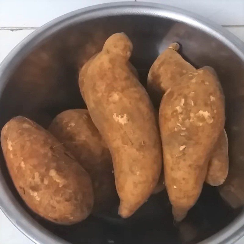 Step 1 Prepare the sweet potatoes Roasted sweet potatoes in the oven