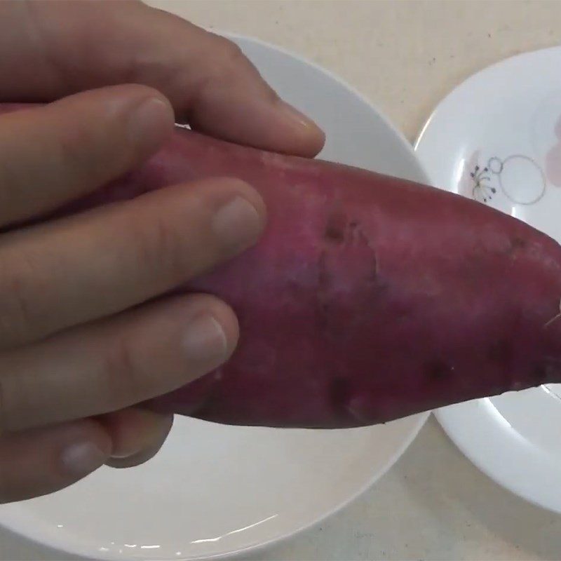 Step 1 Prepare sweet potatoes Boil sweet potatoes in the microwave (with added water)