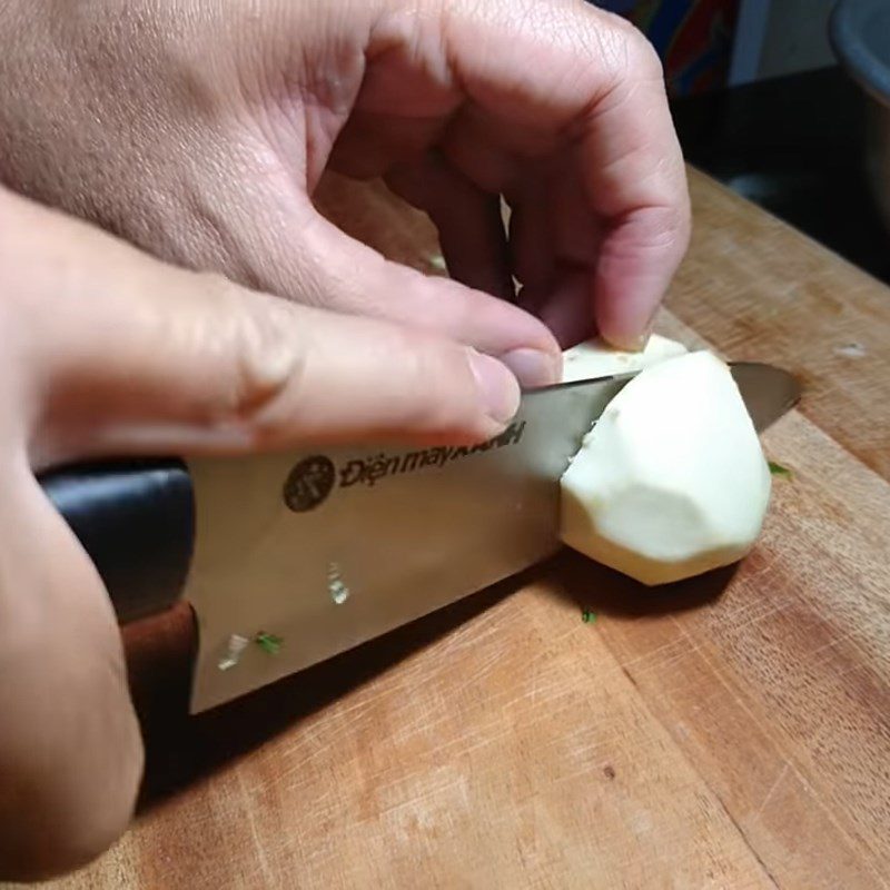 Step 1 Prepare taro for Beef Ball Soup