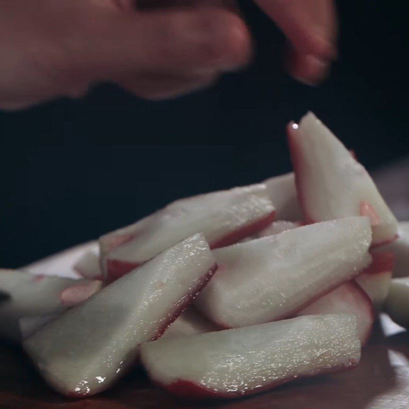 Step 1 Preparing plums for Plum Juice (roi fruit)