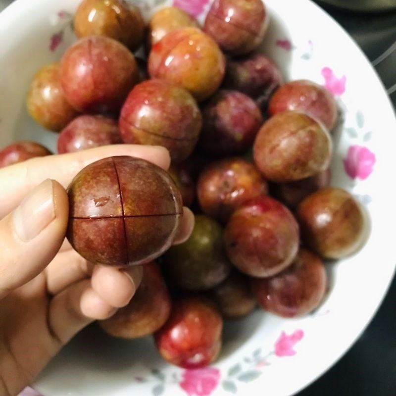 Step 1 Prepare northern plums Plum Wine (Recipe shared by a user)