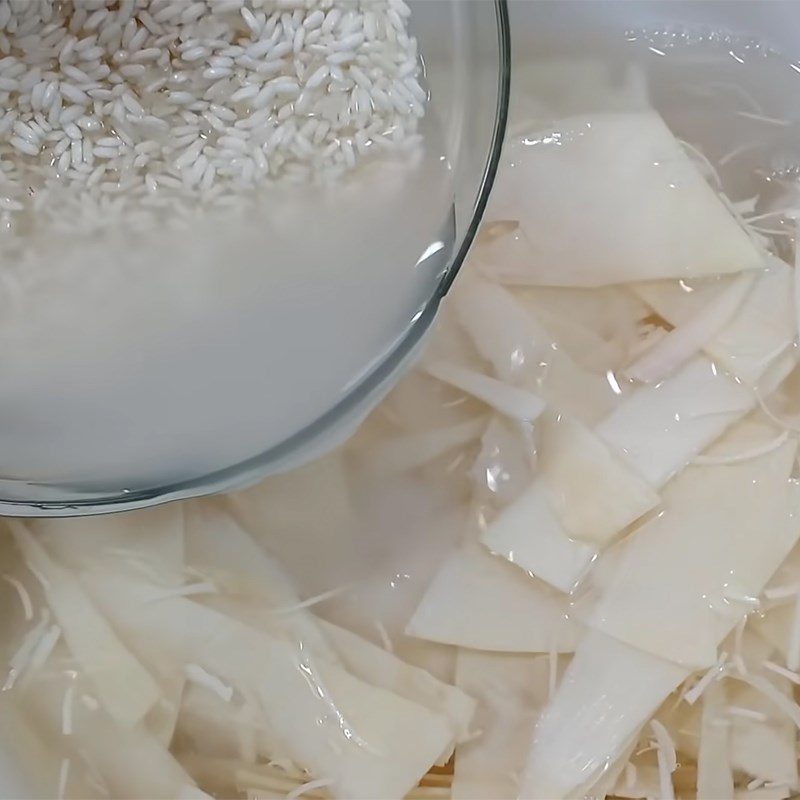 Step 1 Prepare and soak fresh bamboo shoots Sour Bamboo Shoot with Garlic and Chili