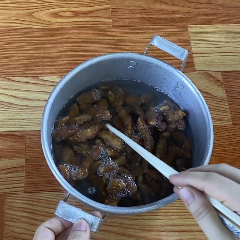 Step 1 Prepare soursop and tamarind Soursop Tamarind Jam