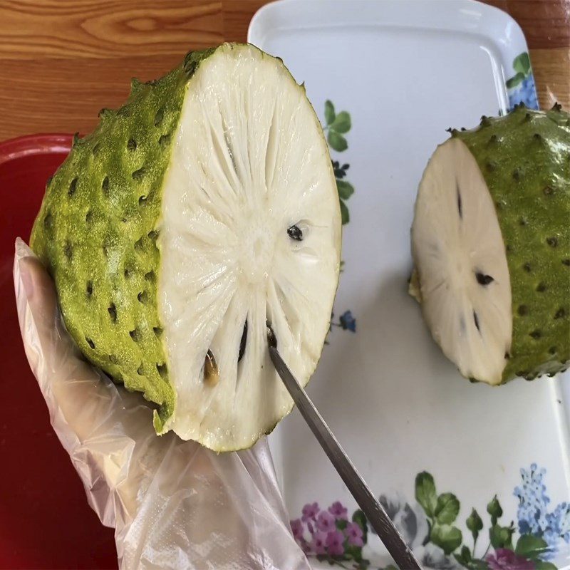 Step 1 Prepare soursop and tamarind Soursop Tamarind Jam