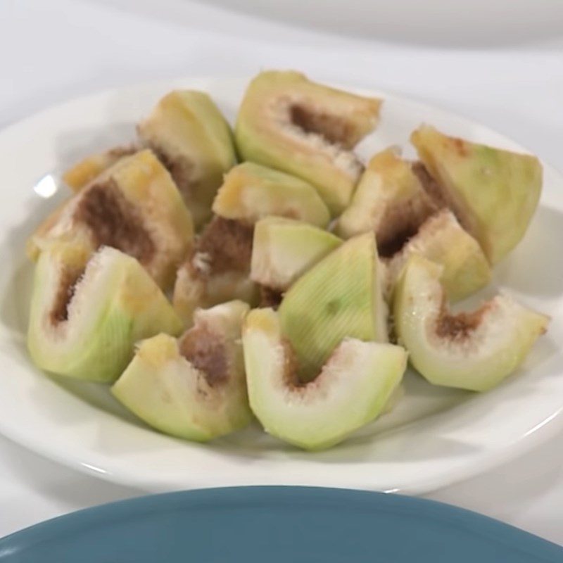 Step 1 Prepare young jackfruit and fig for Young Jackfruit Soup with Ribs