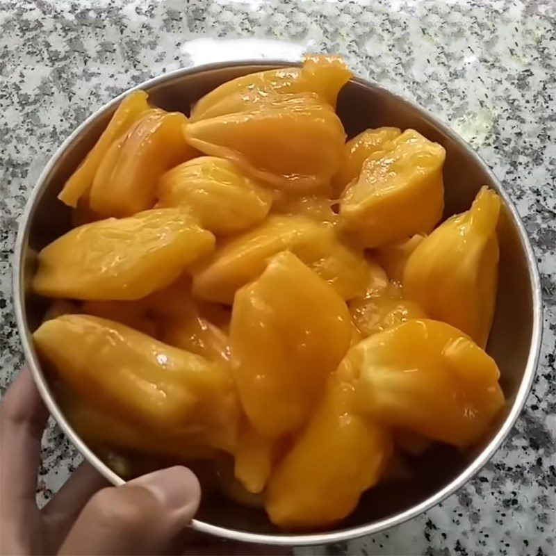 Step 1 Prepare and blend the jackfruit Jackfruit Candy