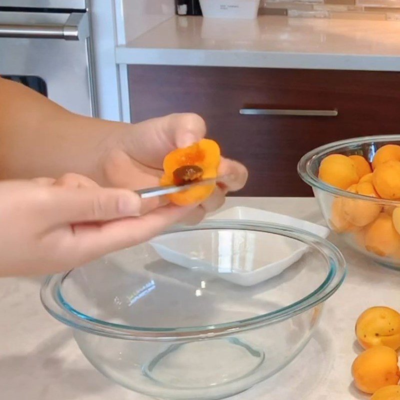 Step 1 Prepare apricots for Apricot Jam Spread on Bread