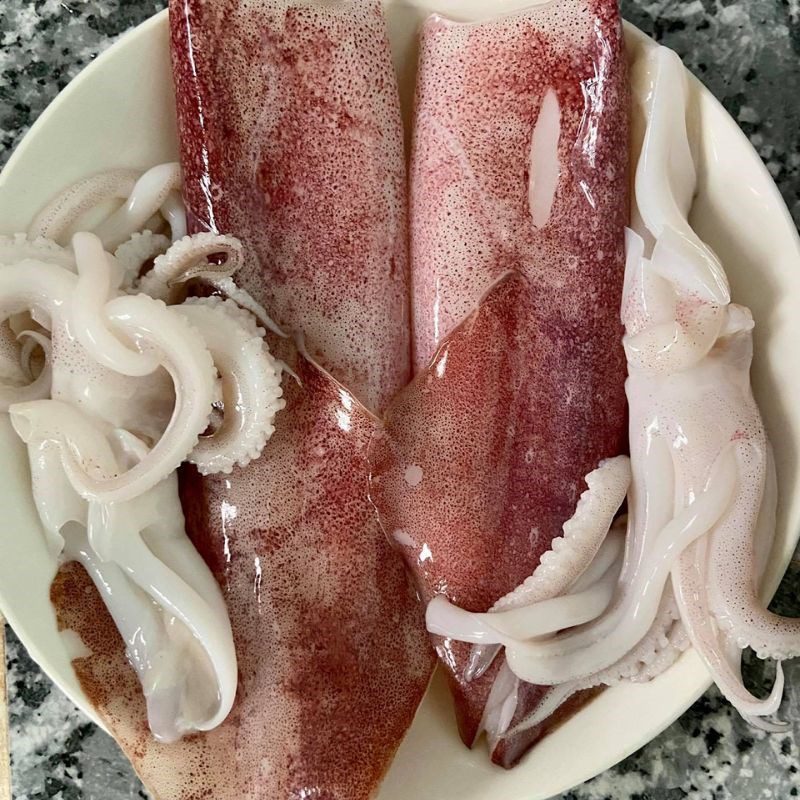 Step 1 Prepare the squid Stuffed squid with tamarind sauce