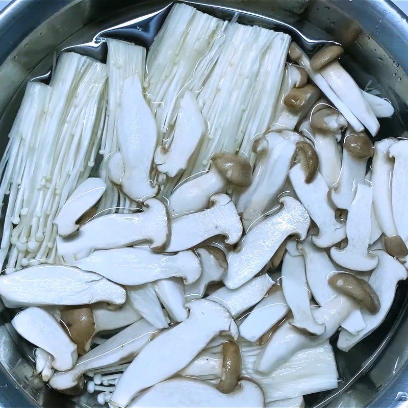 Step 1 Preparing mushrooms for Soft Tofu with Enoki Mushroom and Chicken Thigh Mushroom Sauce