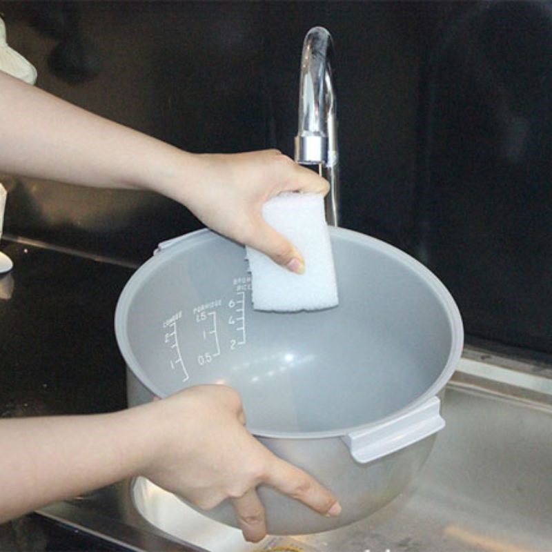 Step 1 Prepare the Ingredients for Cooking Clay Pot Rice Using a Rice Cooker