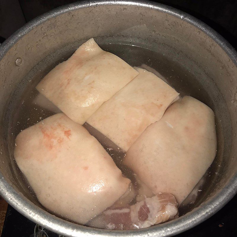 Step 1 Prepare the ingredients Khau Nhuc meat (recipe shared by a user)