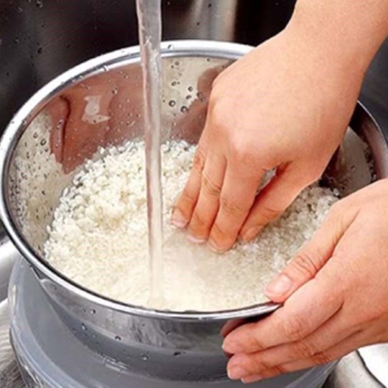 Step 1 Prepare the ingredients for Salted Egg Porridge