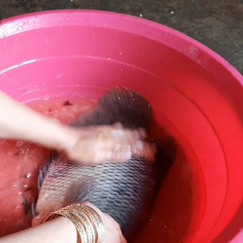 Step 1 Prepare the ingredients for deep-fried tilapia with tamarind sauce