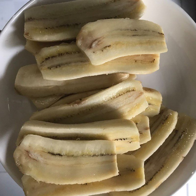 Step 1 Prepare the ingredients for Fried Banana Cake with Sesame using Banana Frying Flour