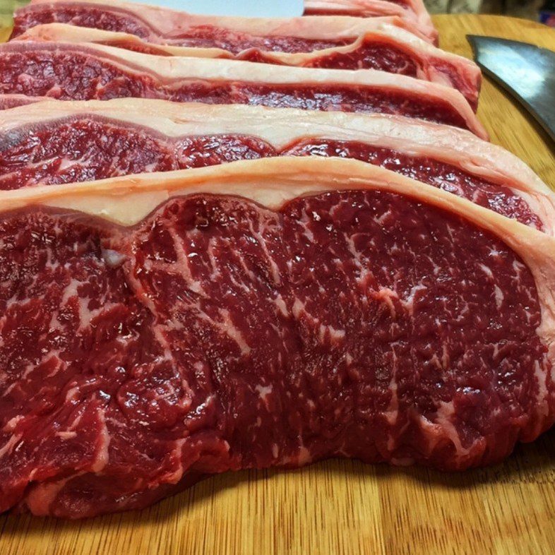 Step 1 Prepare the ingredients for Grilled Beef on Stone