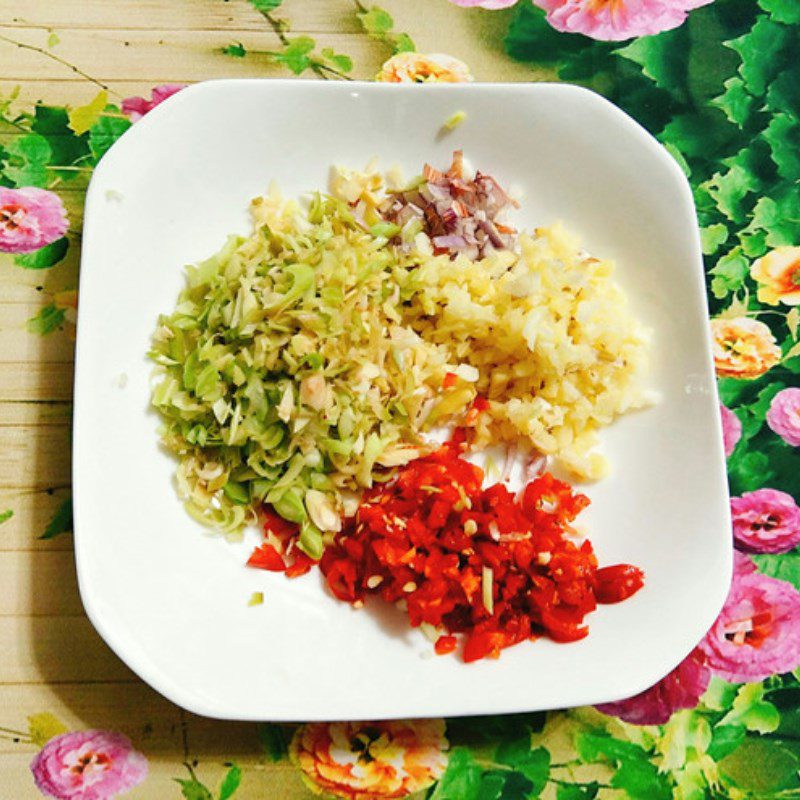 Step 1 Prepare the ingredients for Stir-fried Soybean Paste with Lemongrass and Chili