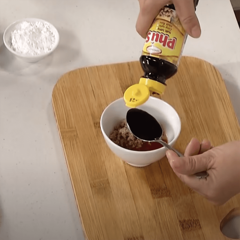 Step 1 Prepare the ingredients for Vegetarian Duck Noodles