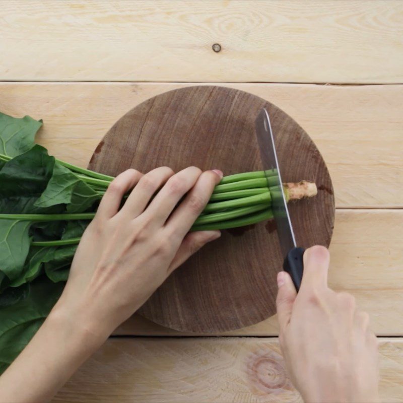 Step 1 Prepare the ingredients for Spinach Juice