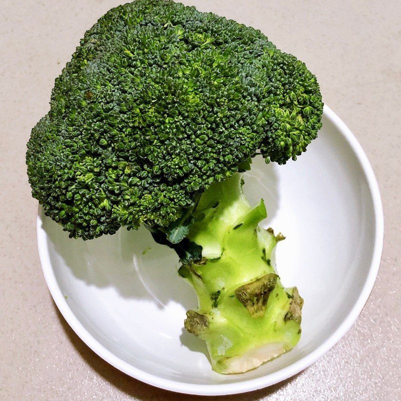 Step 1 Prepare Ingredients for Garlic Stir-fried Broccoli