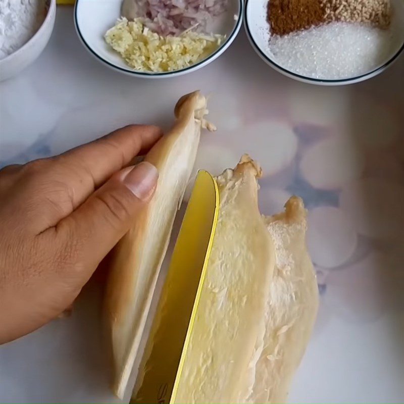 Step 1 Prepare the ingredients for Vegetarian Roasted Duck