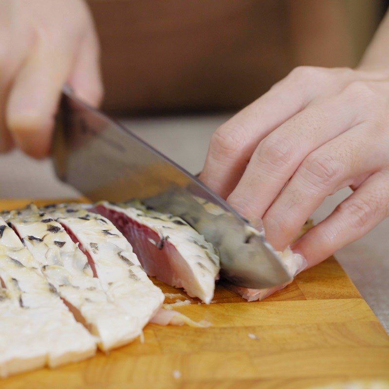 Step 1 Prepare the ingredients for crispy carp hot pot