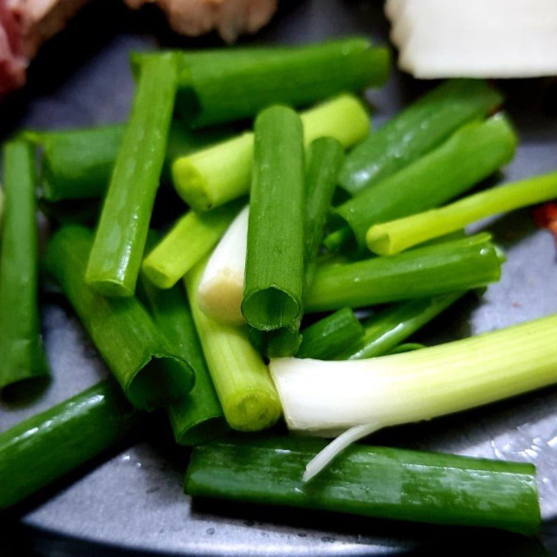 Step 1 Prepare the ingredients for Braised Beef with Radish