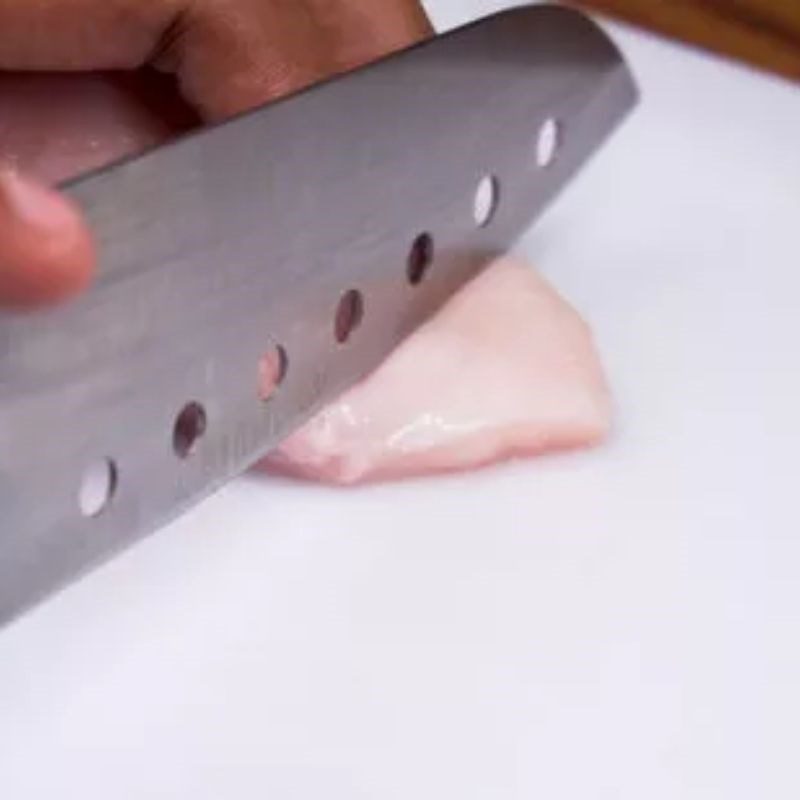 Step 1 Prepare the ingredients for Stir-fried Chicken Breast with Vegetables