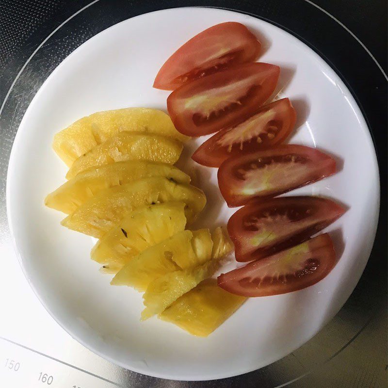 Step 1 Prepare the ingredients for Pomelo fish soup (recipe shared by a user)