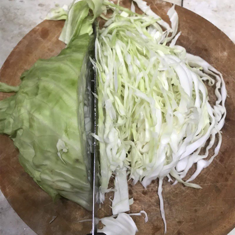 Step 1 Prepare Ingredients for Stir-Fried Cabbage with Eggs