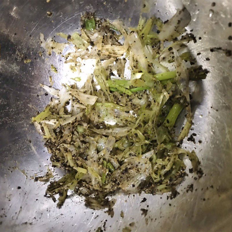 Step 1 Prepare the ingredients for Cabbage Stir-fried with Eggs