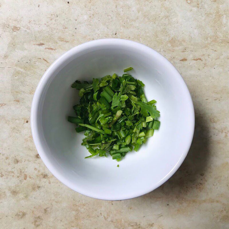 Step 1 Prepare the ingredients for Cabbage Stir-fried with Eggs