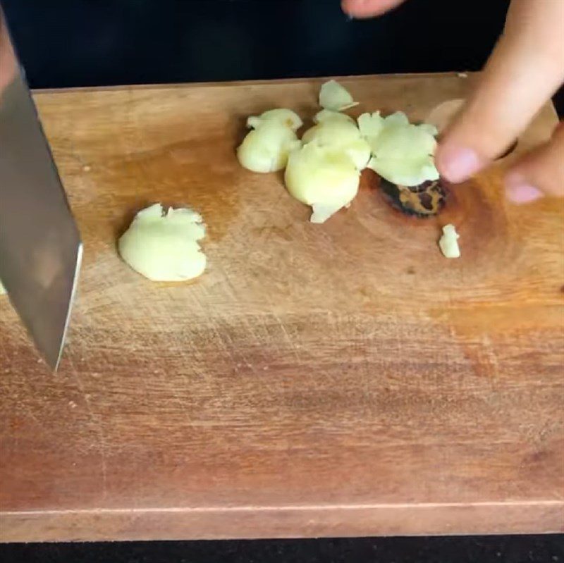 Step 1 Prepare ingredients for KFC roasted chicken with pepper