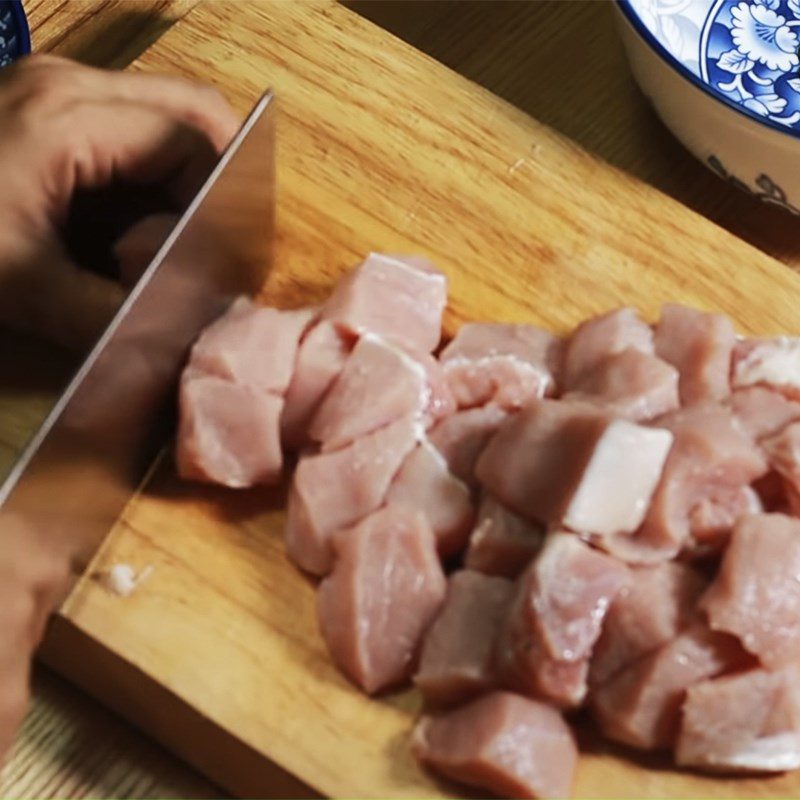 Step 1 Prepare the ingredients for making pork bologna