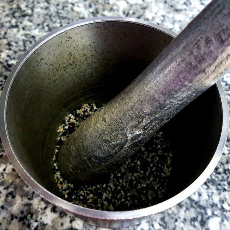 Step 1 Prepare the ingredients for salty sticky rice balls