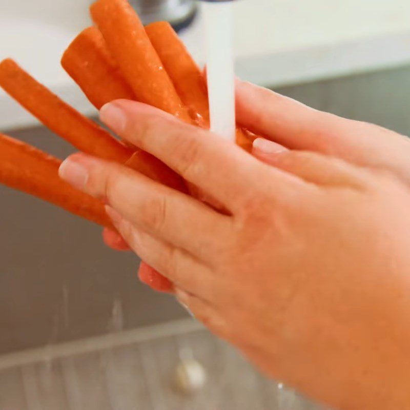 Step 1 Prepare the ingredients for Honey Roasted Carrots