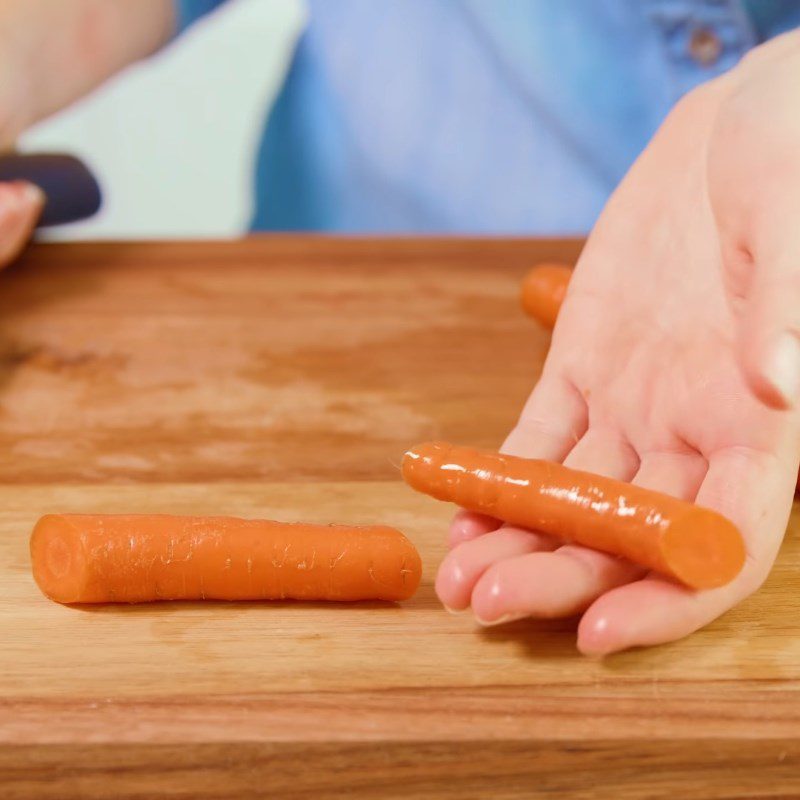 Step 1 Prepare the ingredients for Honey Roasted Carrots