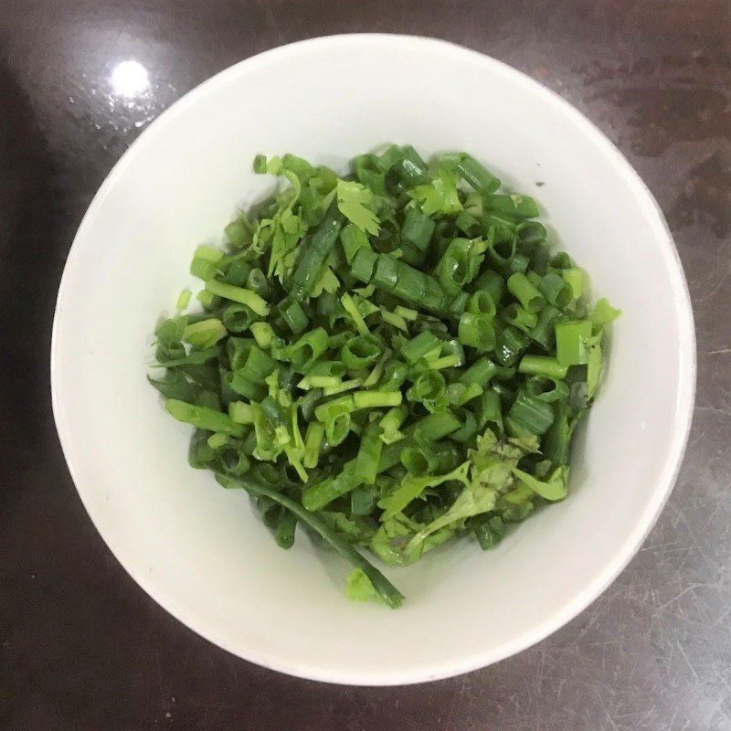 Step 1 Prepare the ingredients for Stir-fried Su Su with eggs