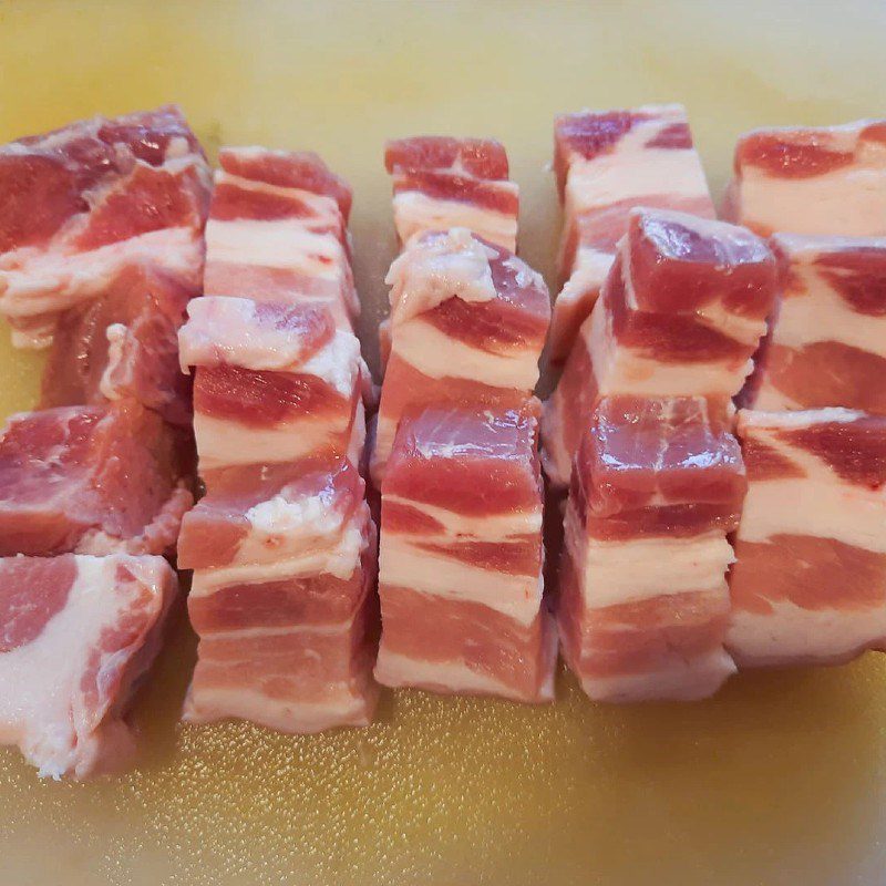 Step 1 Prepare ingredients Grilled pork with leeks