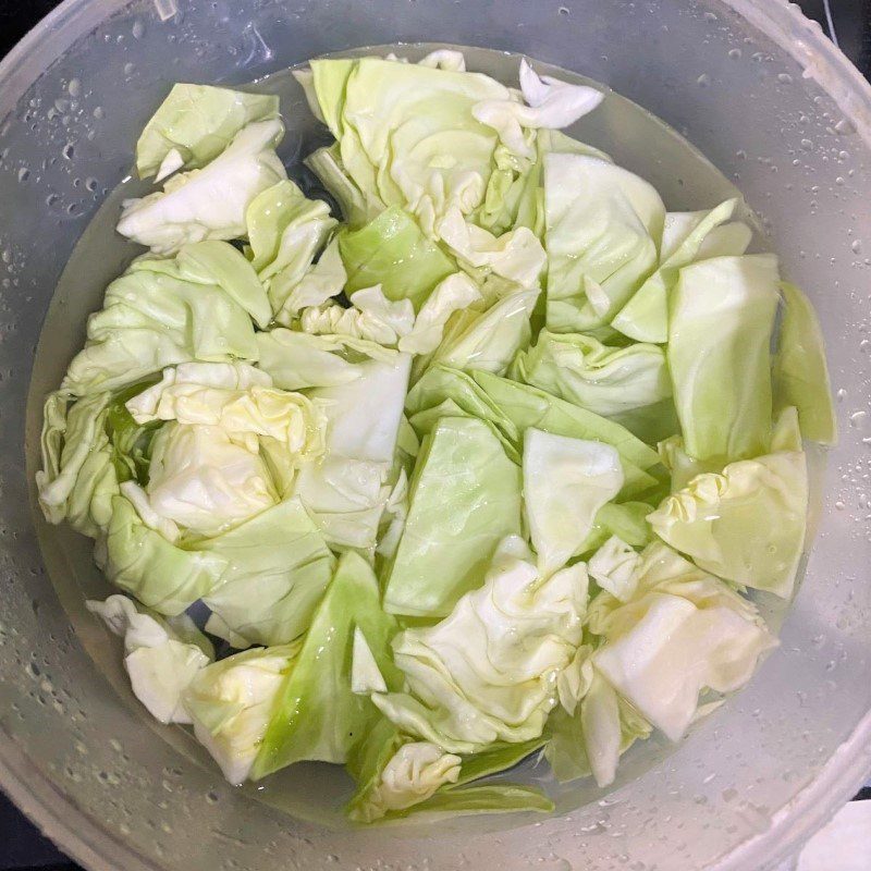 Step 1 Prepare the ingredients for Stir-fried Cabbage with Minced Meat