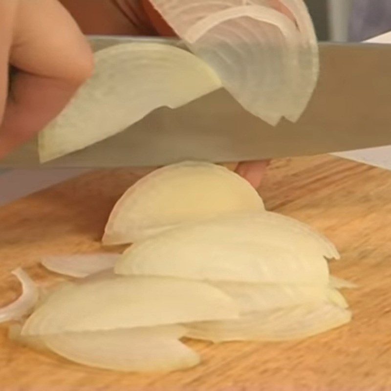 Step 1 Prepare the ingredients for Jellyfish Salad with Aromatic Herbs