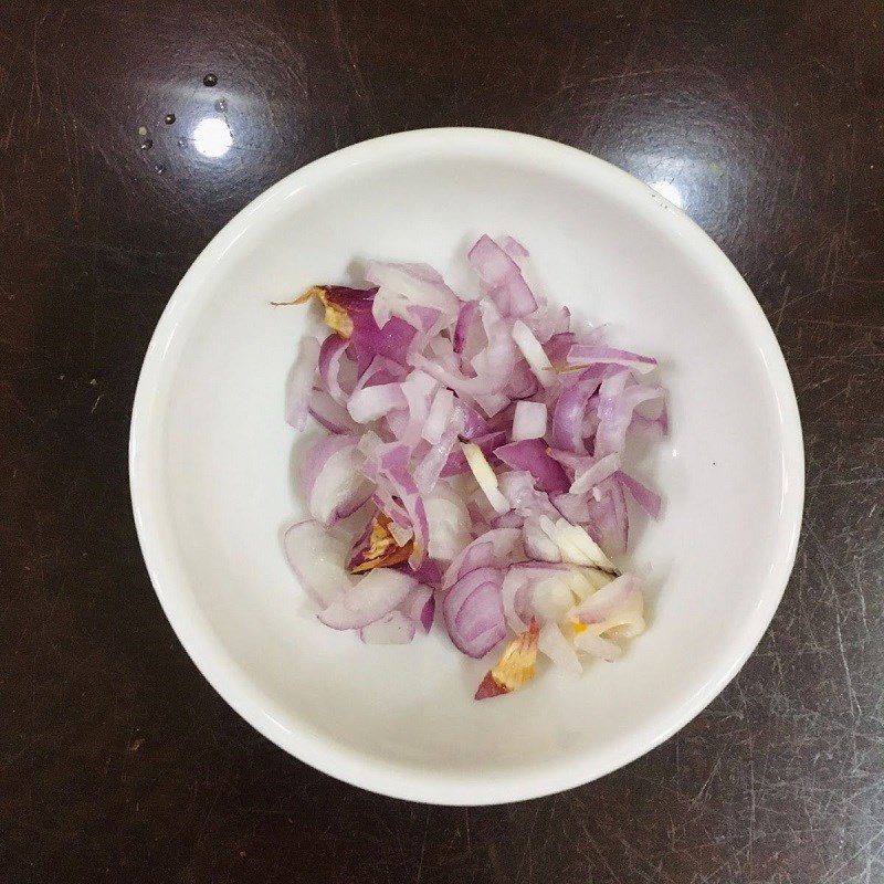 Step 1 Prepare ingredients for pumpkin stir-fried pork