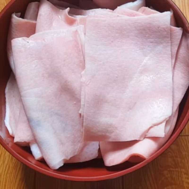 Step 1 Prepare the ingredients for Crispy Fried Pork Skin with Satay