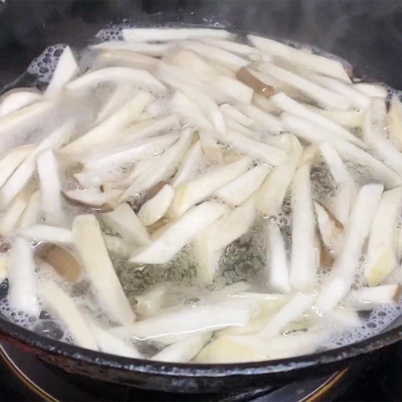 Step 1 Prepare the ingredients for Vegetarian Spring Rolls with Mushrooms