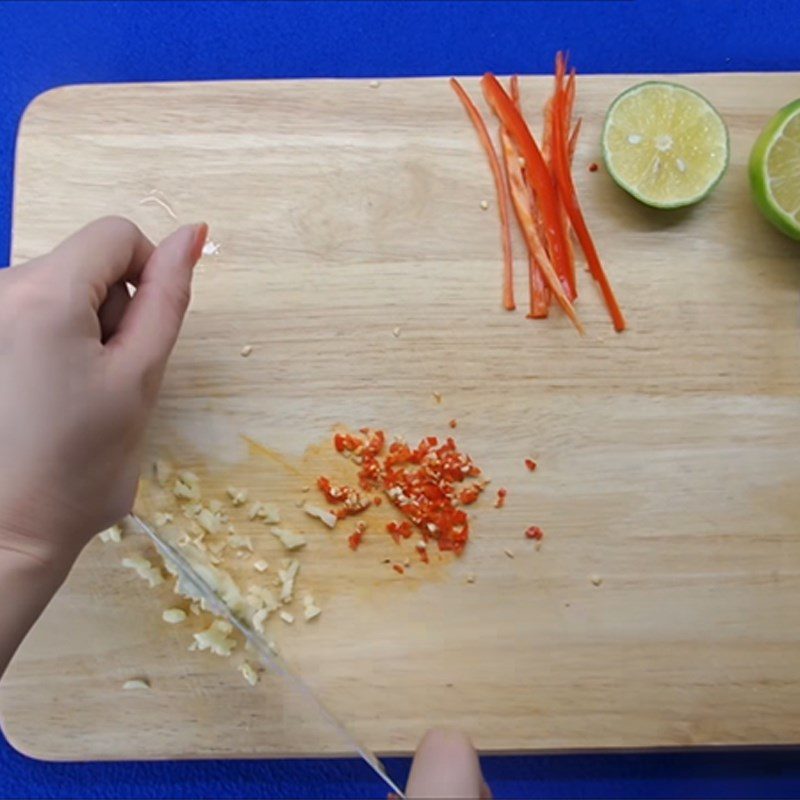 Step 1 Prepare the ingredients for Dried Beef Grapefruit Salad