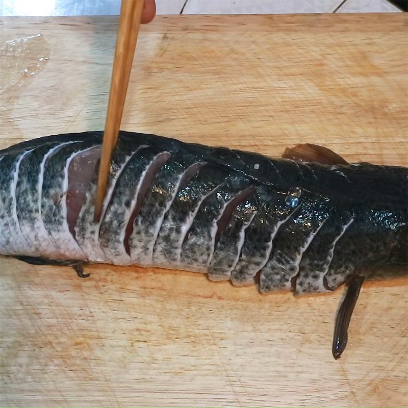 Step 1 Prepare the ingredients for Snakehead fish (Bong fish) steamed with beer