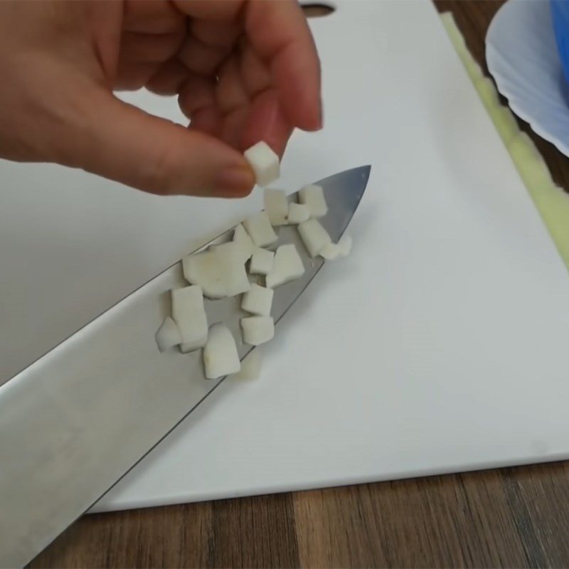 Step 1 Prepare the ingredients for Sương Sa Hạt Lựu