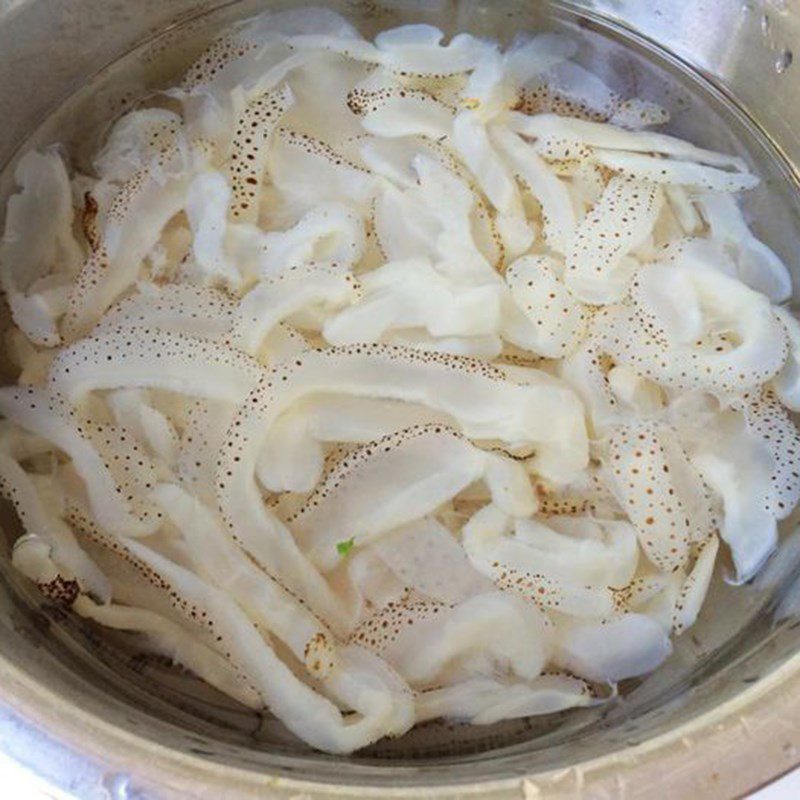 Step 1 Prepare the ingredients for Papaya Jelly Salad